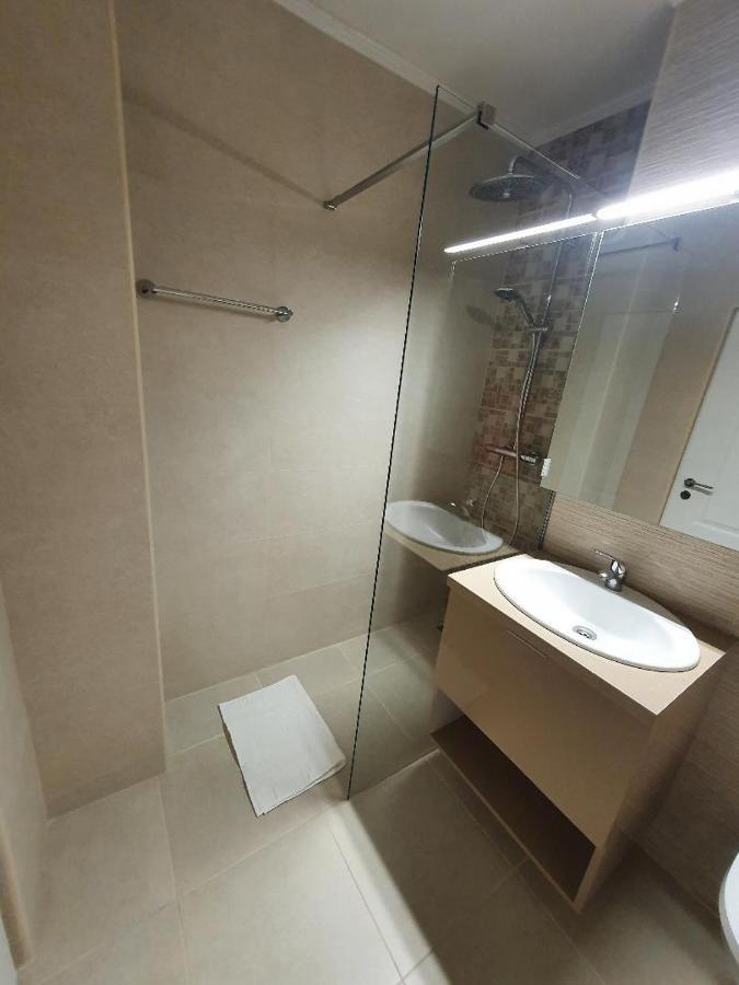 Apartament Ultracentral Gabriel Apartment Drobeta Turnu Severin Exterior foto